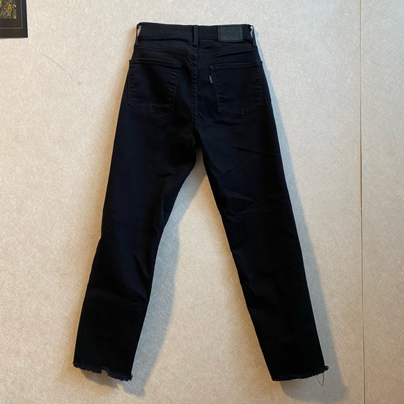 Levi’s high rise straight 24 - Picture 3 of 4